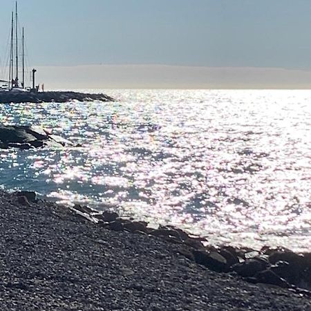 Port Plage Centre Ville Et Soleil Saint-Raphaël Exteriér fotografie